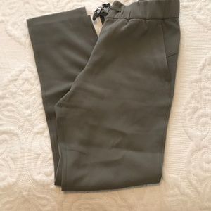 LuLulemon On the Fly 7/8 Woven Pants